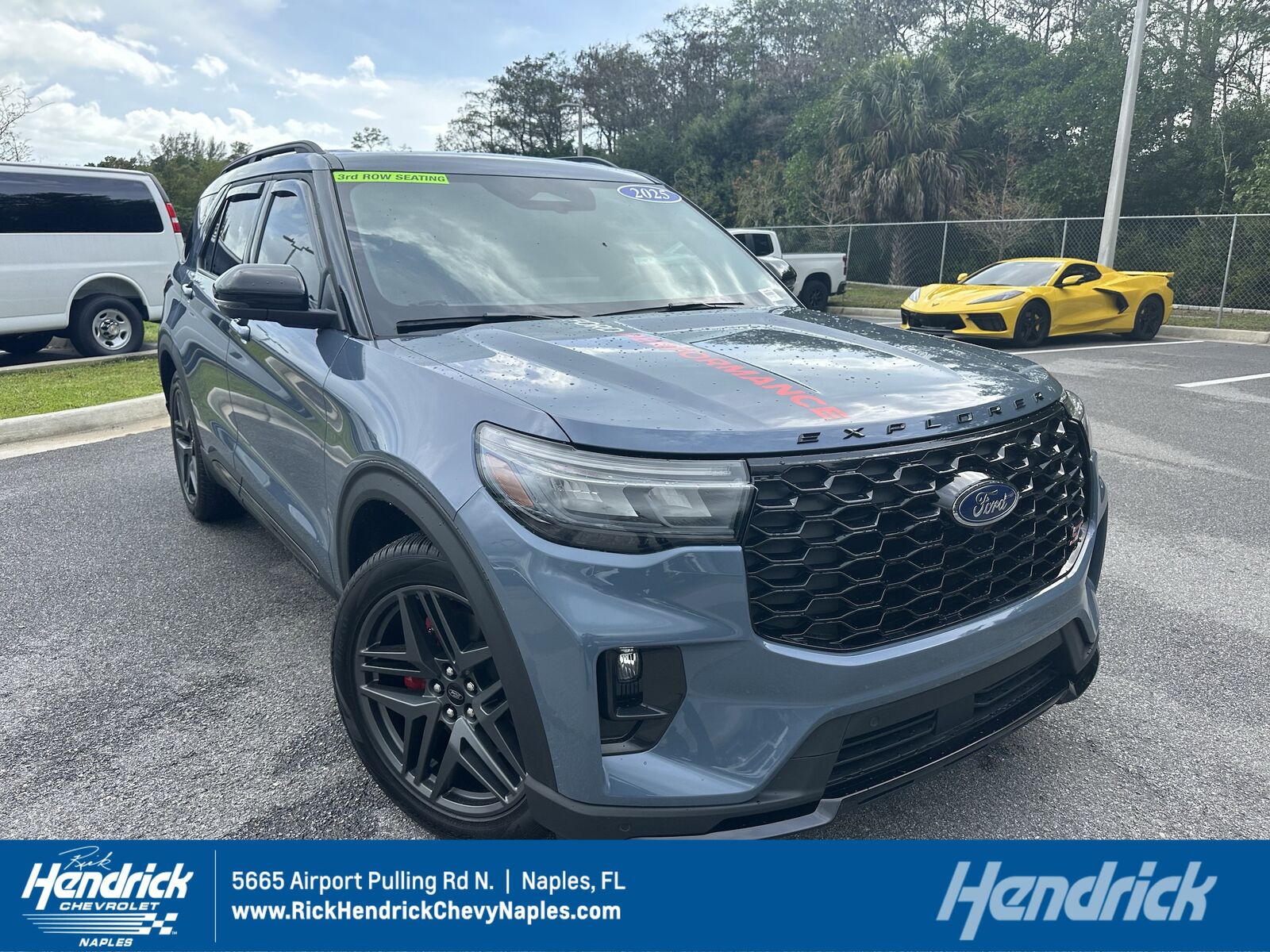 2025 FORD Explorer