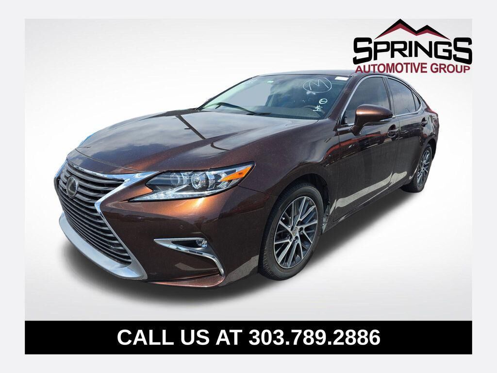 2017 LEXUS ES