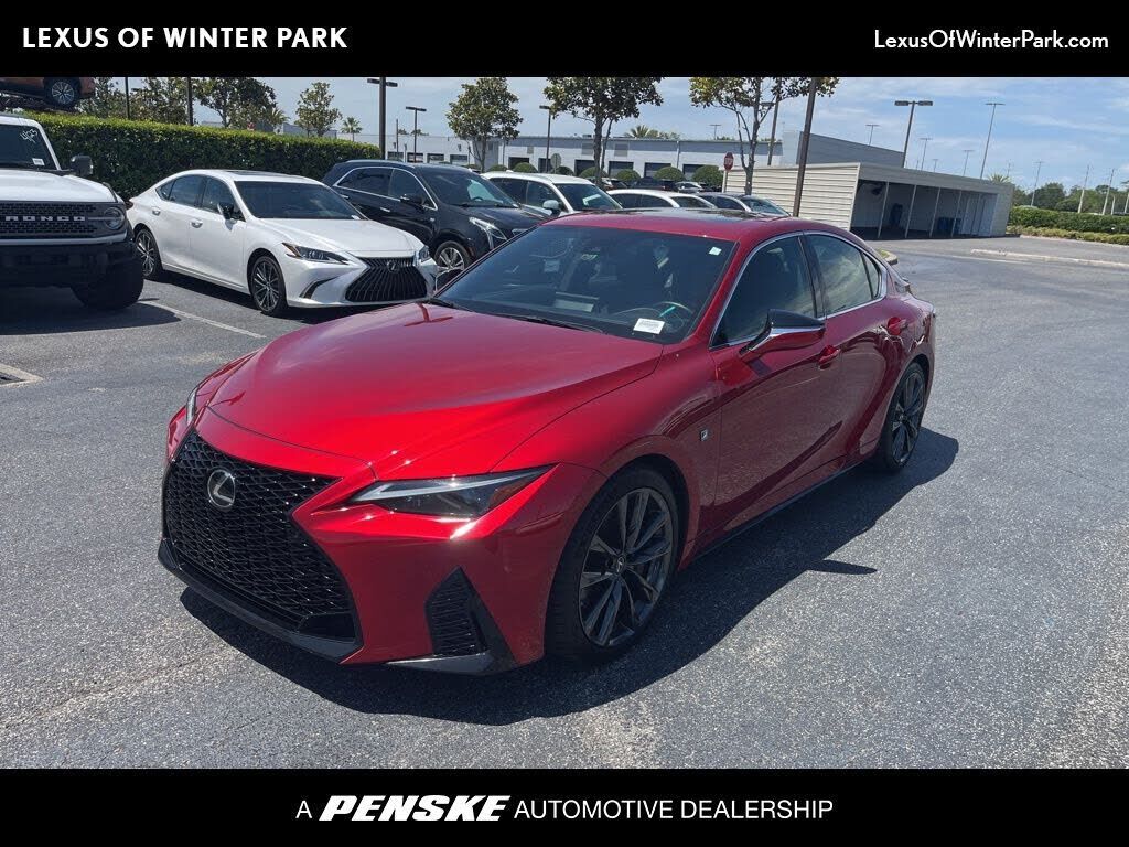 2022 LEXUS IS