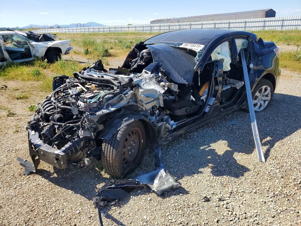 2013 MAZDA Mazda3