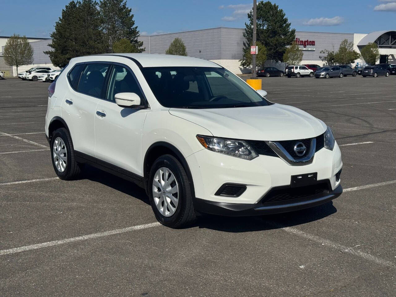 2015 NISSAN Rogue