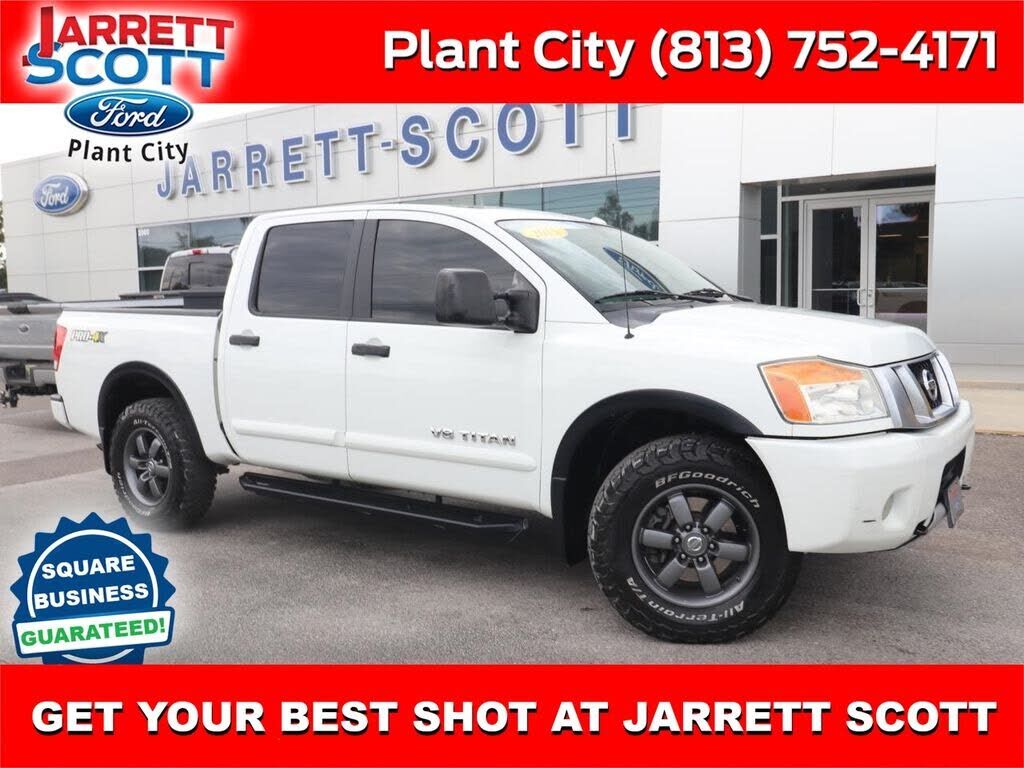 2015 NISSAN Titan