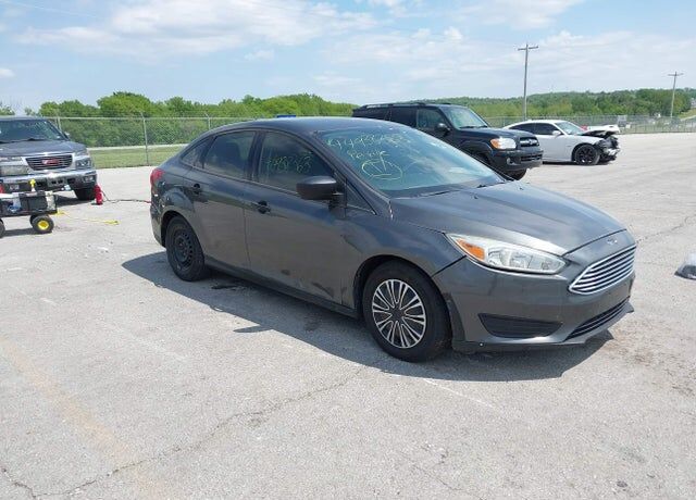 2017 FORD Focus