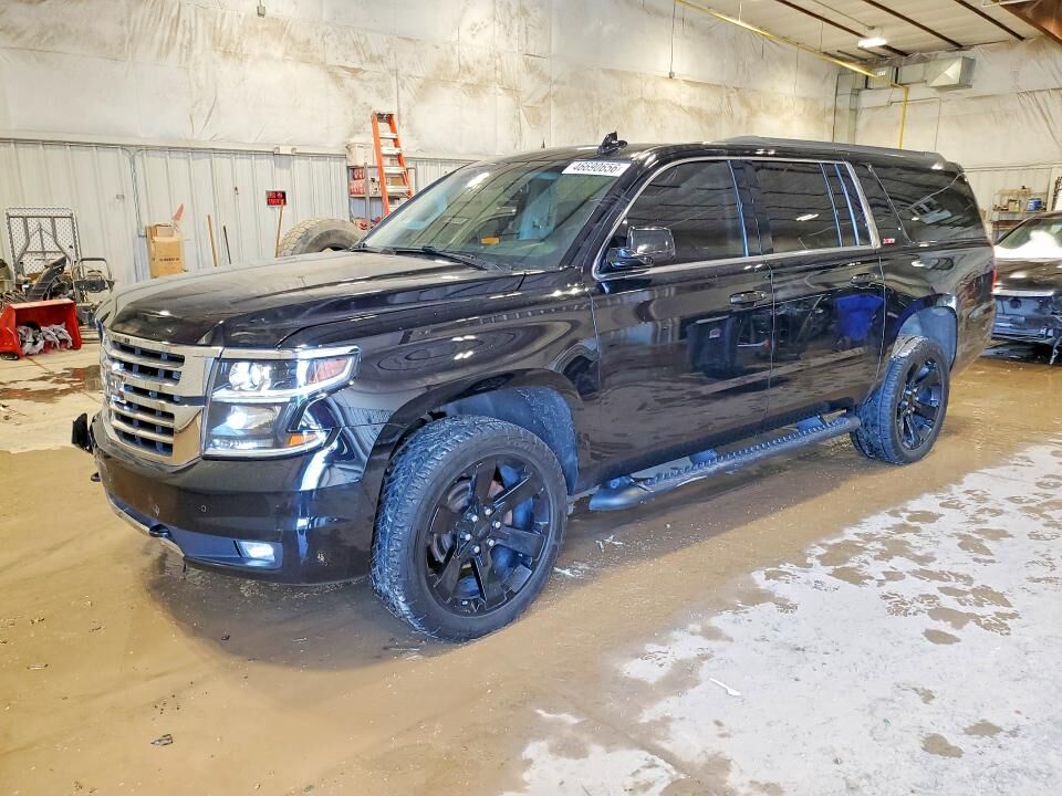 2016 CHEVROLET Suburban
