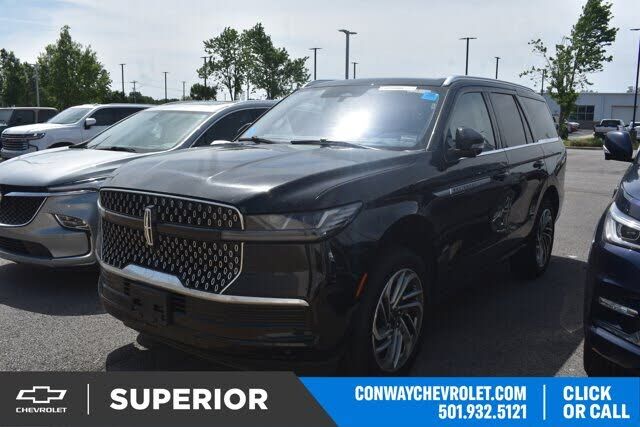 2025 LINCOLN Navigator