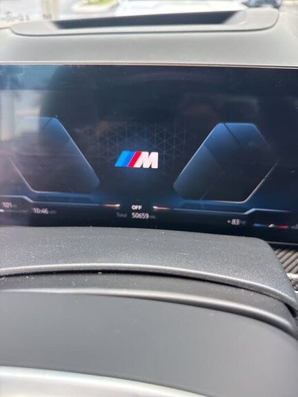 2023 BMW X7