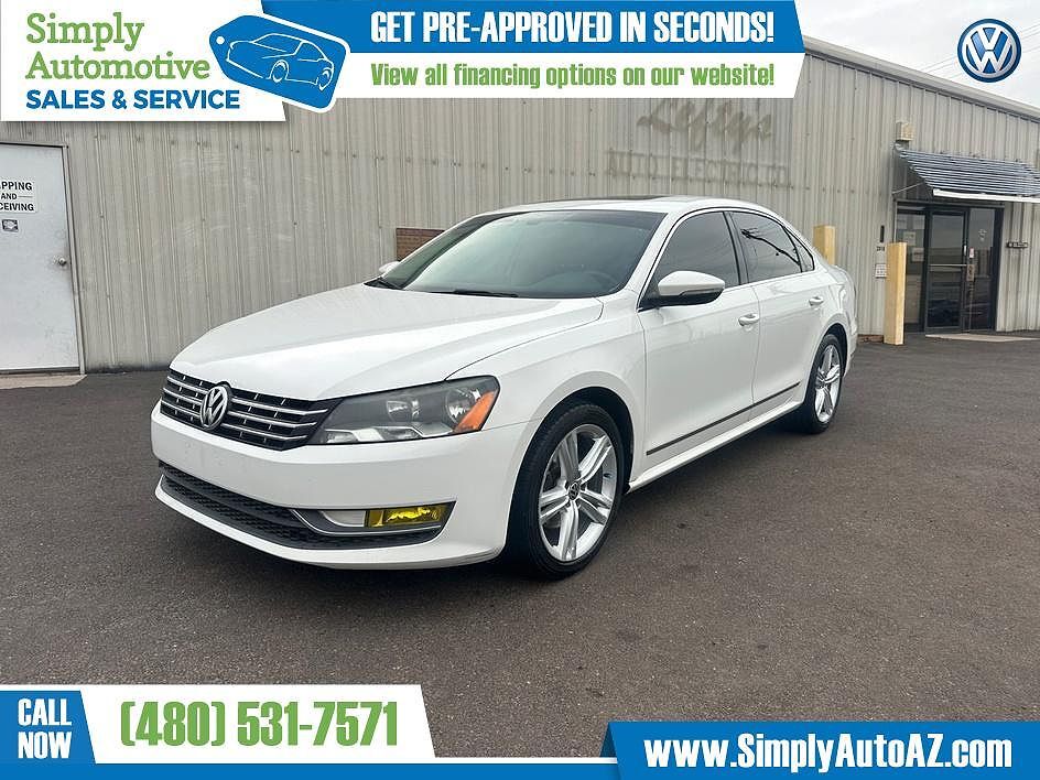2012 VOLKSWAGEN Passat