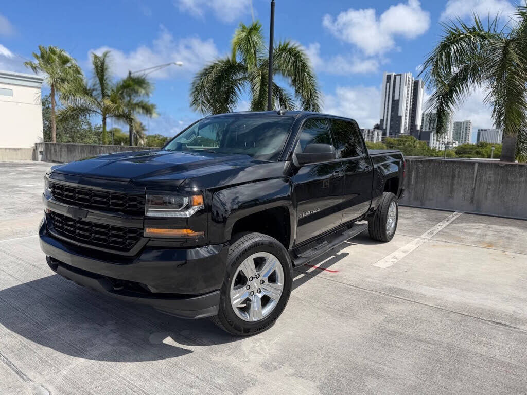 2018 CHEVROLET Silverado