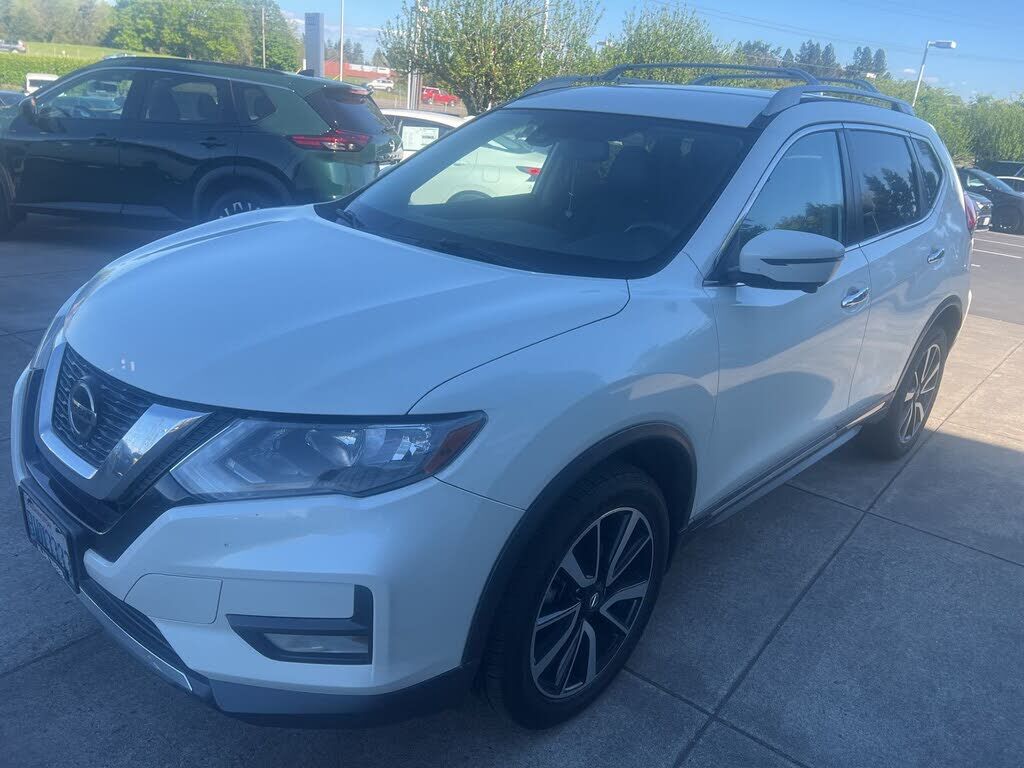 2020 NISSAN Rogue