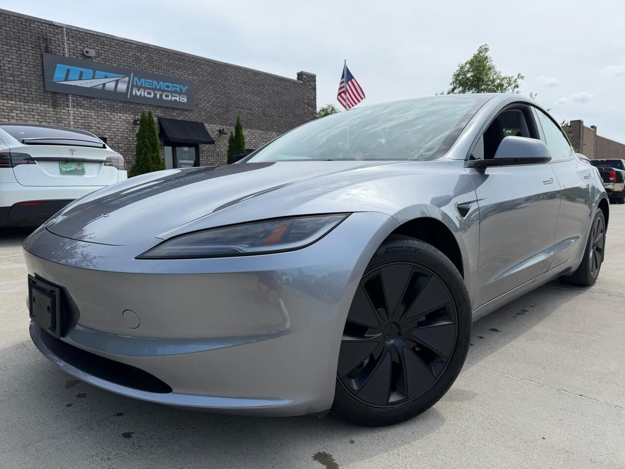 2024 TESLA Model 3