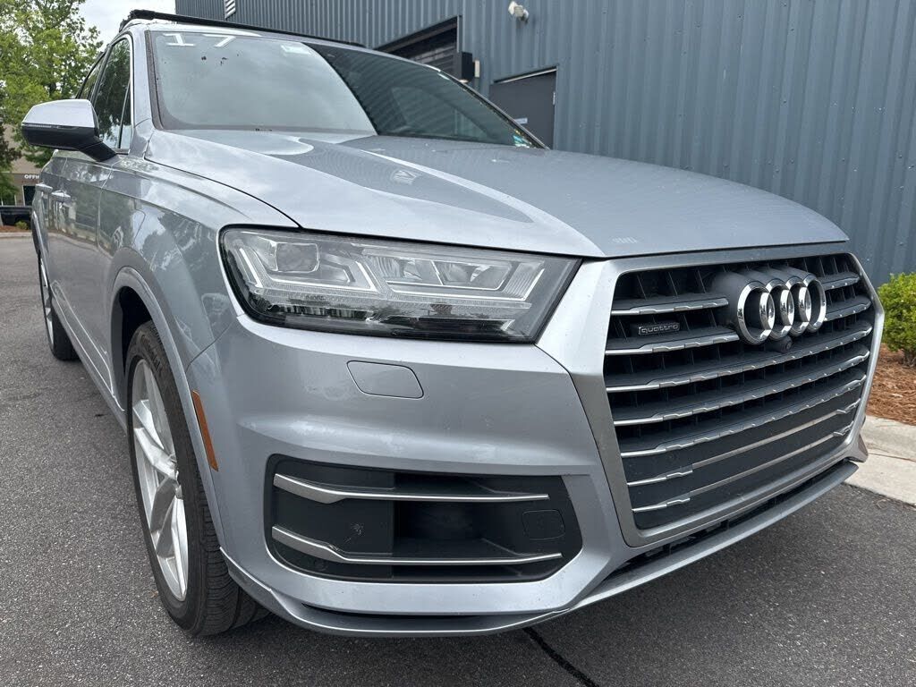 2017 AUDI Q7