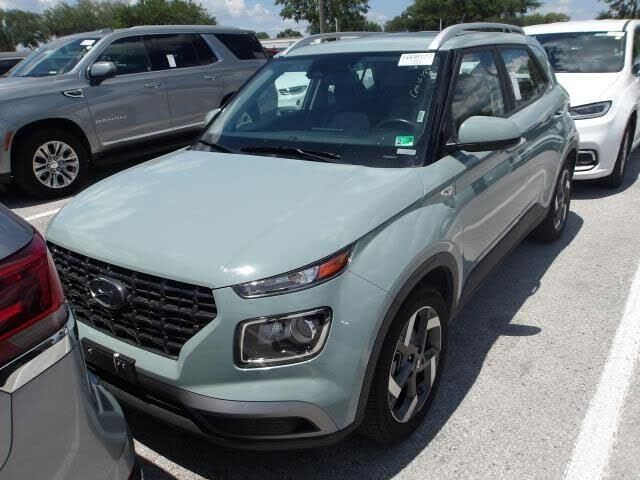 2025 HYUNDAI Venue