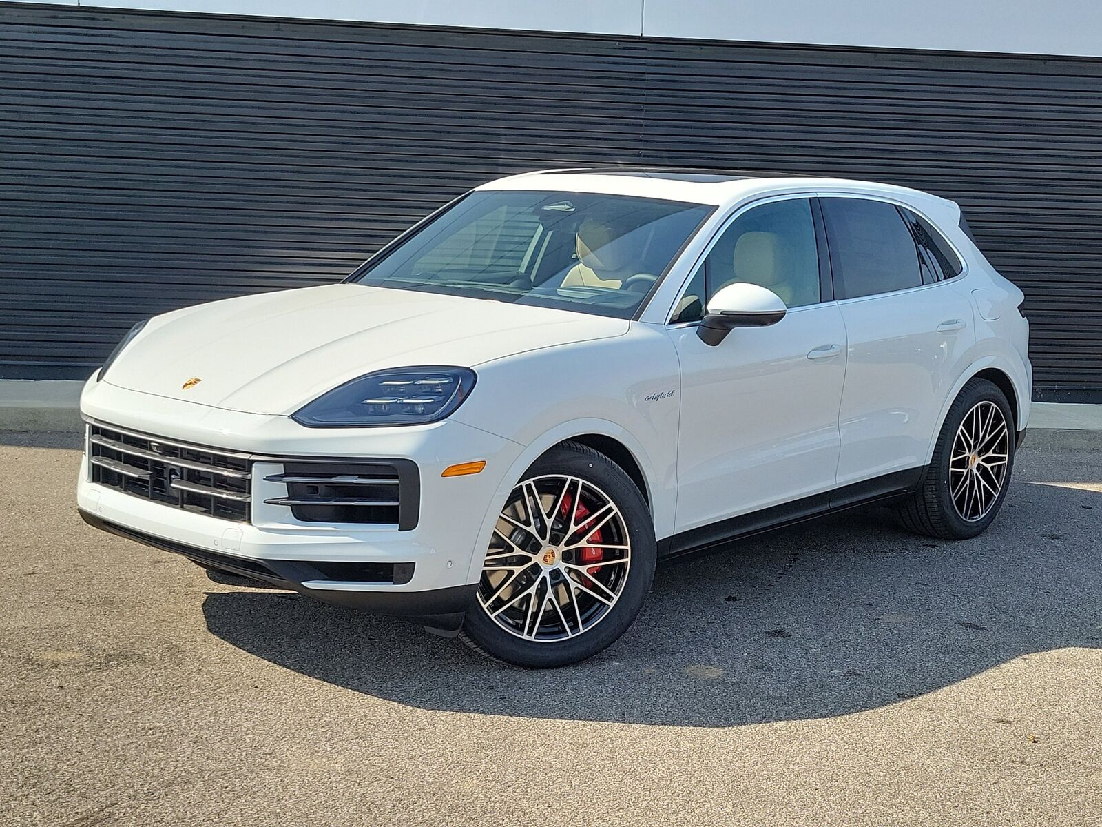 2026 PORSCHE Cayenne