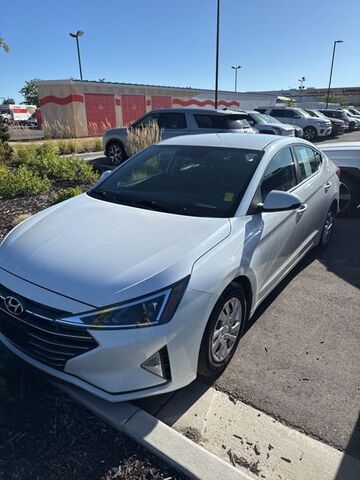 2019 HYUNDAI Elantra