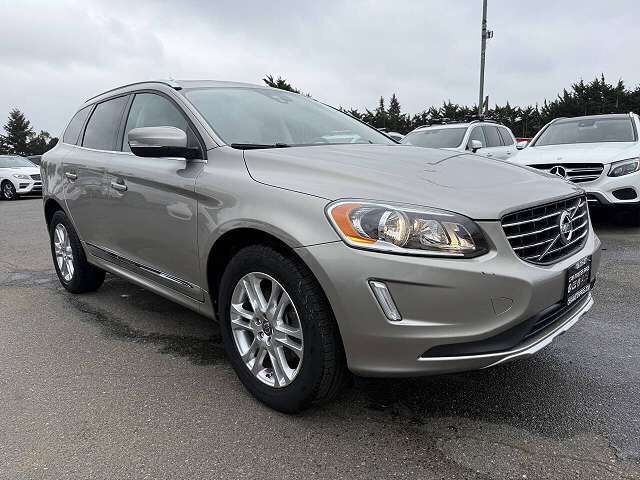 2015 VOLVO XC60
