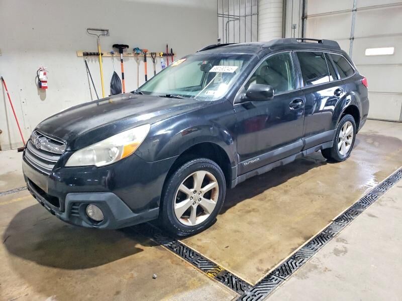 2014 SUBARU Outback