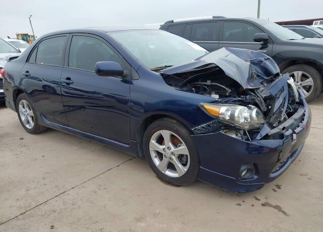 2011 TOYOTA Corolla