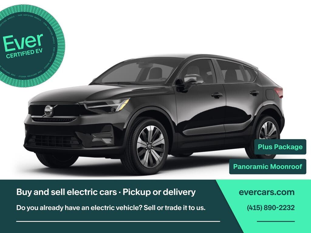2023 VOLVO C40