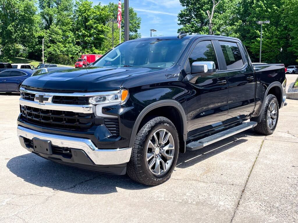 2024 CHEVROLET Silverado
