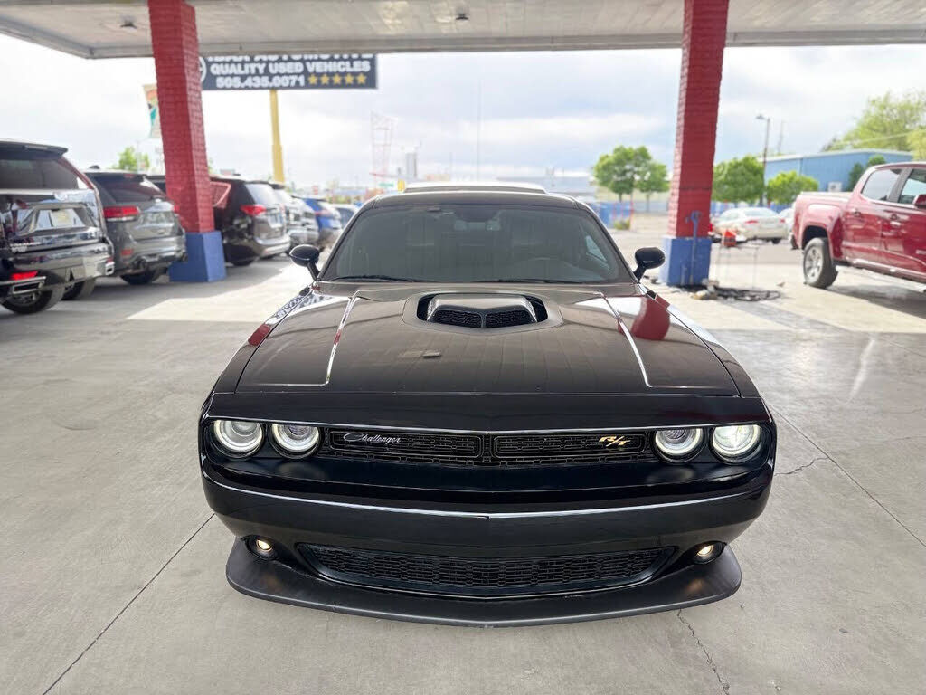 2019 DODGE Challenger