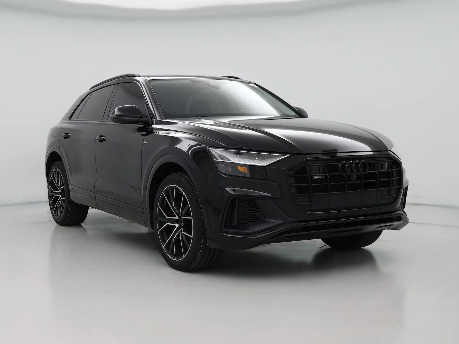 2023 AUDI Q8