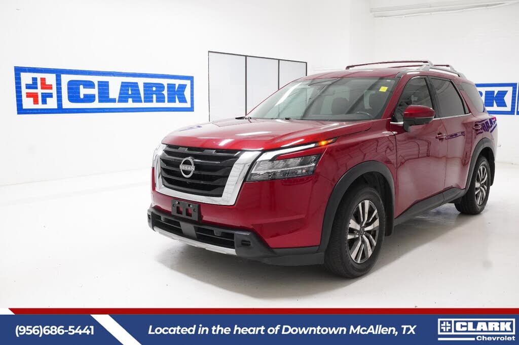 2023 NISSAN Pathfinder