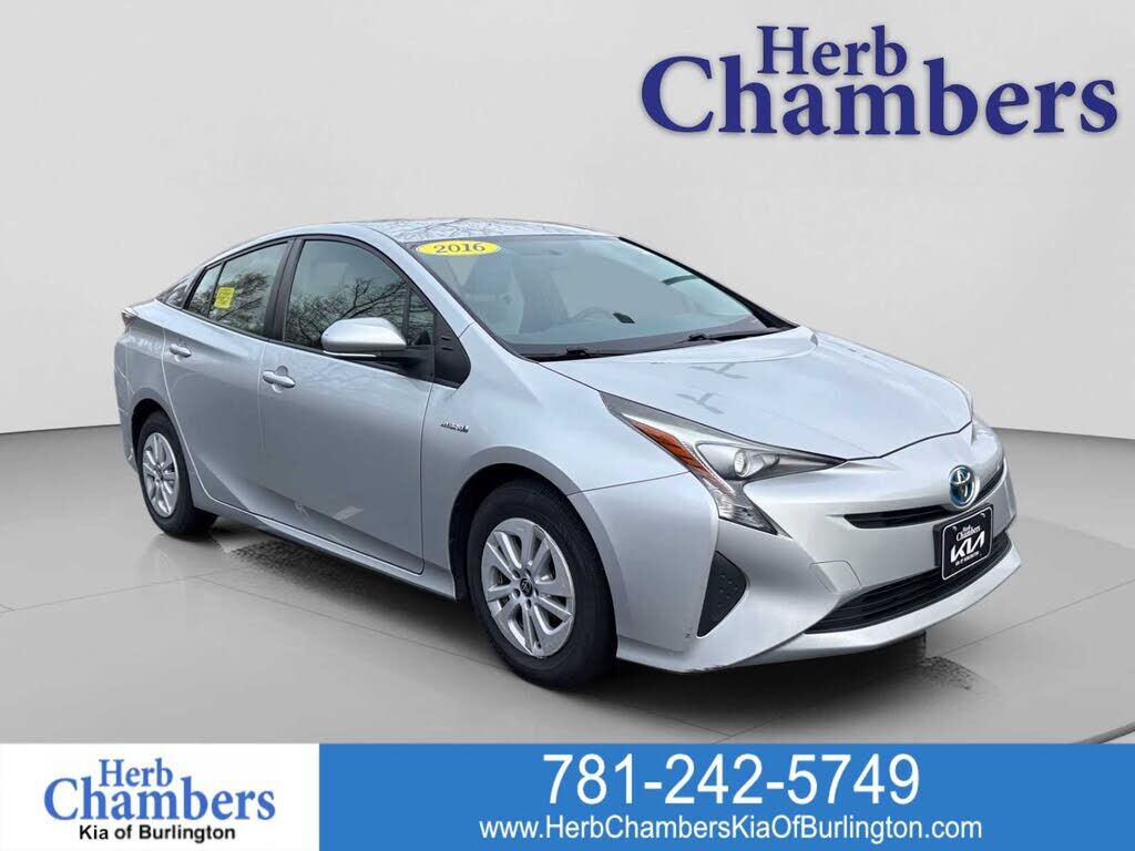 2016 TOYOTA PRIUS