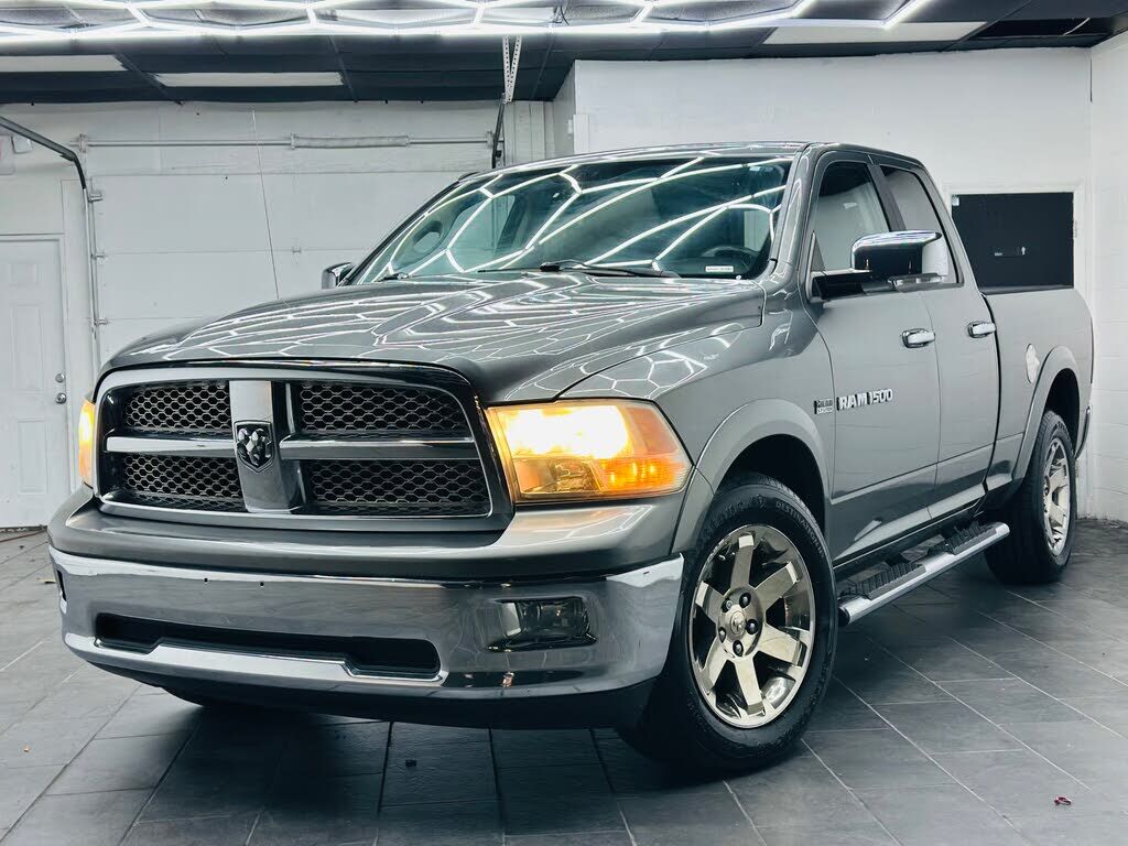 2012 DODGE Ram