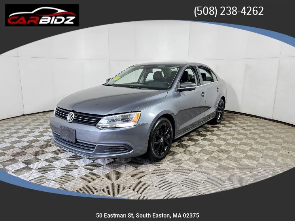 2013 VOLKSWAGEN Jetta