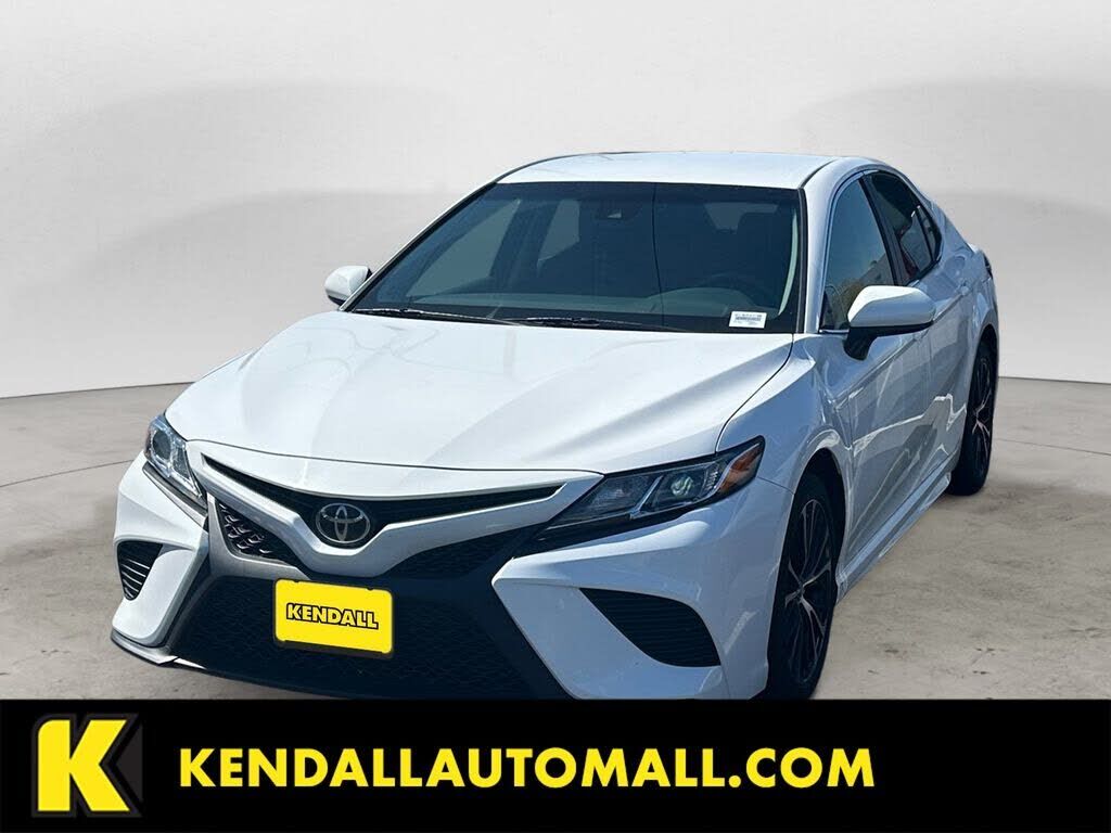 2018 TOYOTA Camry