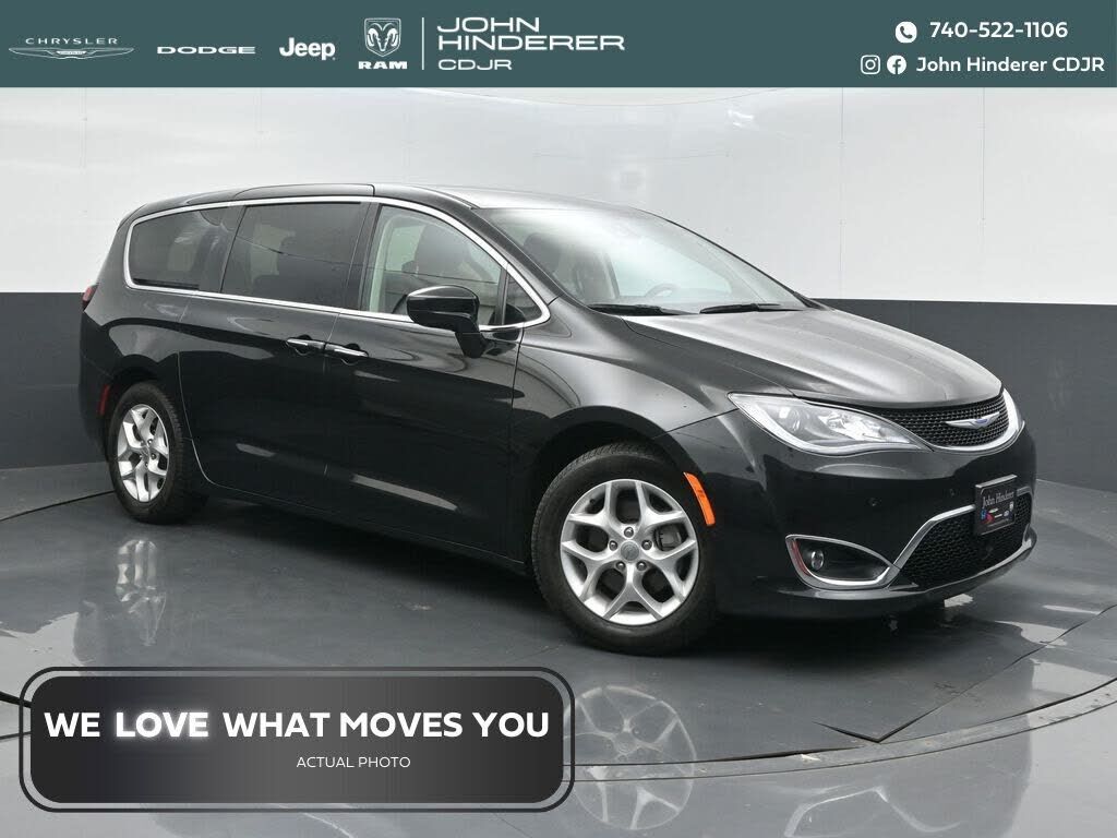 2019 CHRYSLER Pacifica