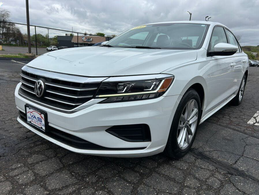 2020 VOLKSWAGEN Passat
