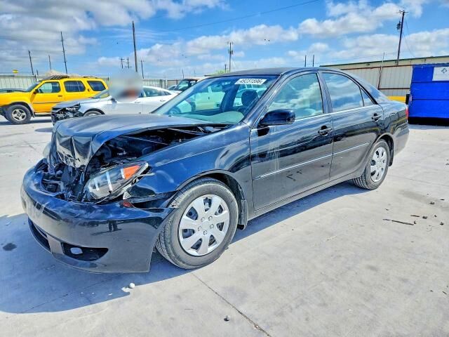 2005 TOYOTA Camry