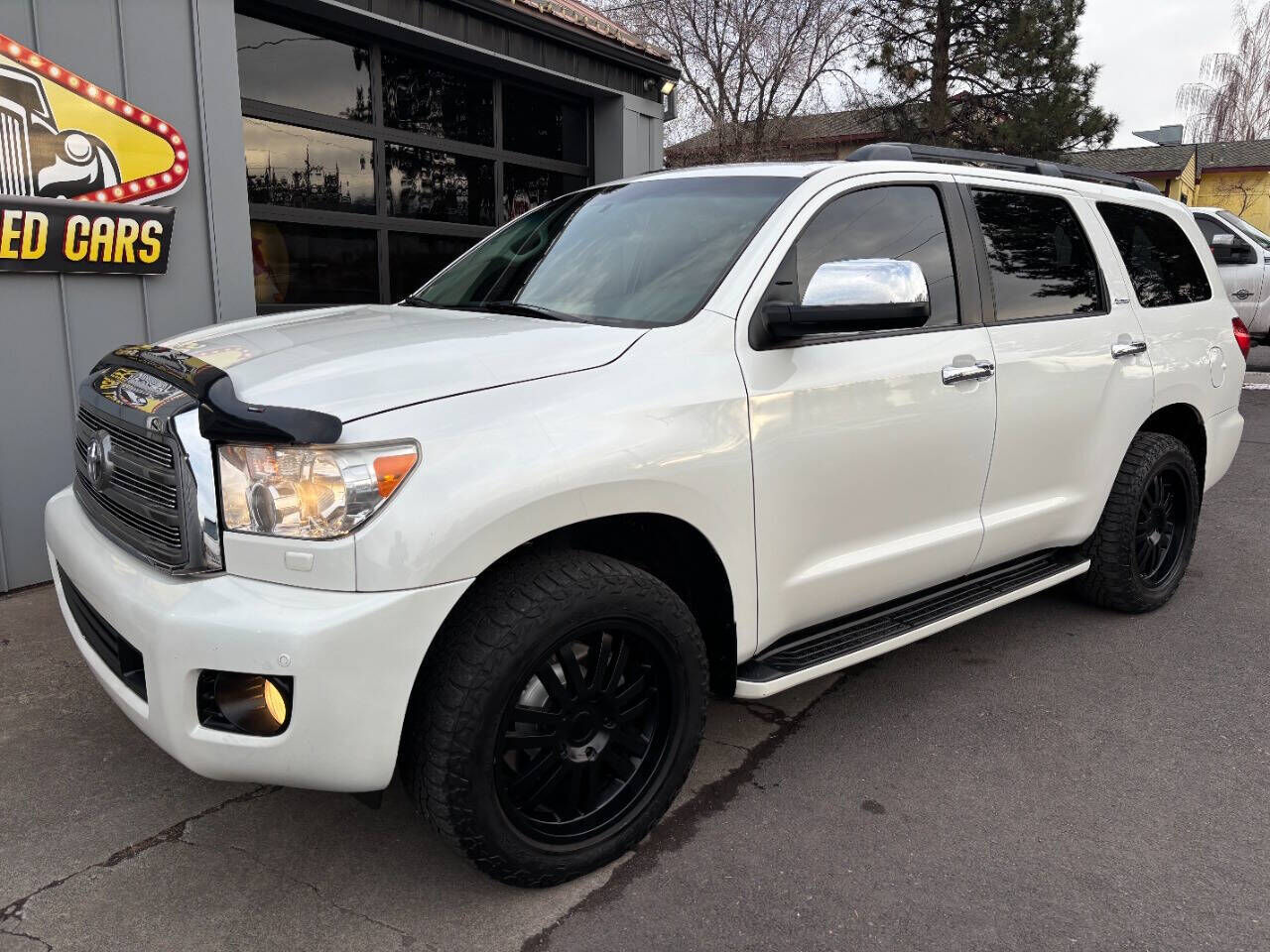 2014 TOYOTA Sequoia
