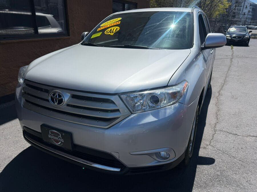 2012 TOYOTA Highlander