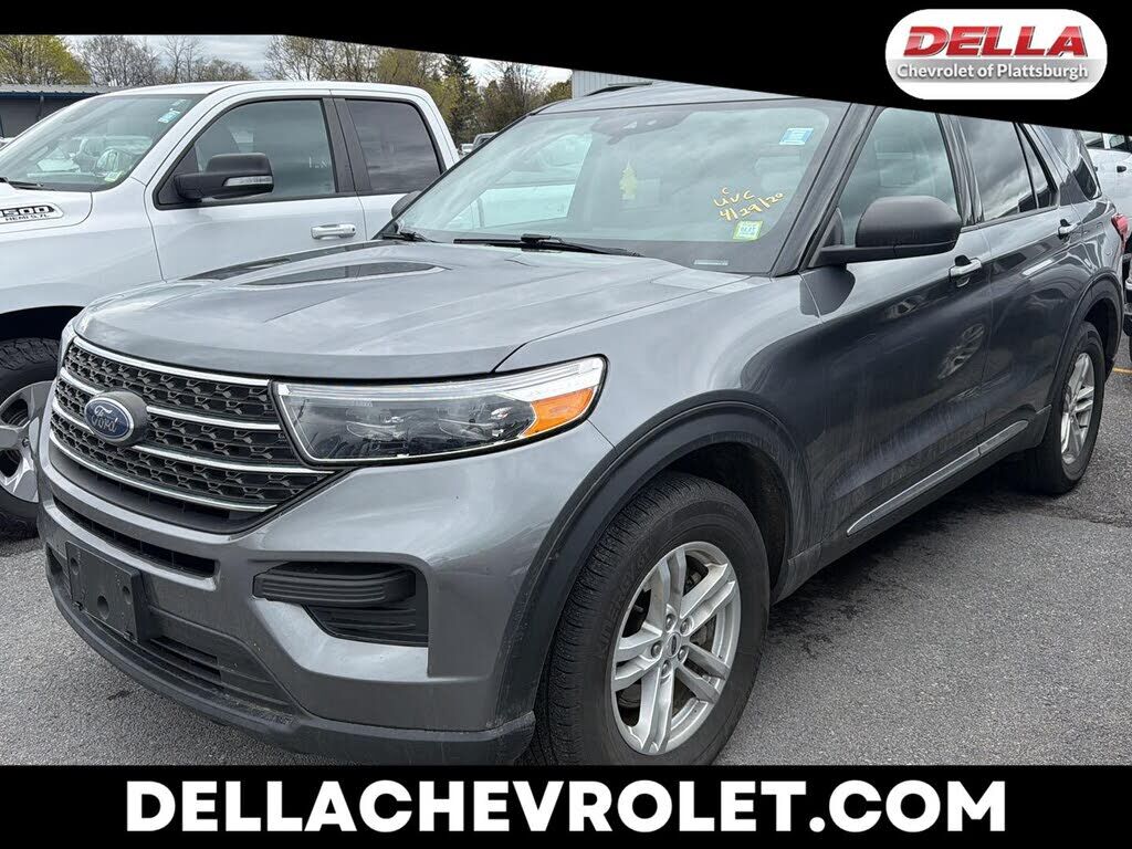 2022 FORD Explorer