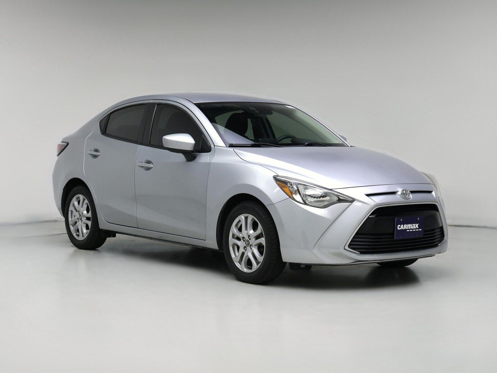 2018 TOYOTA Yaris