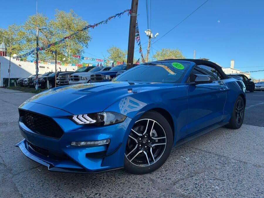 2021 FORD Mustang