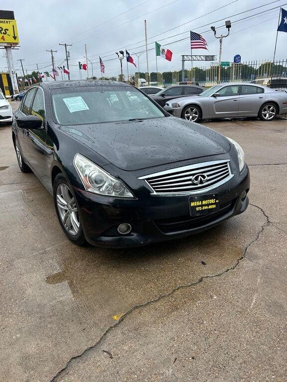2013 INFINITI G37