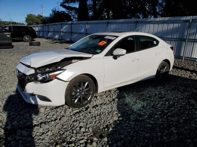 2018 MAZDA Mazda3