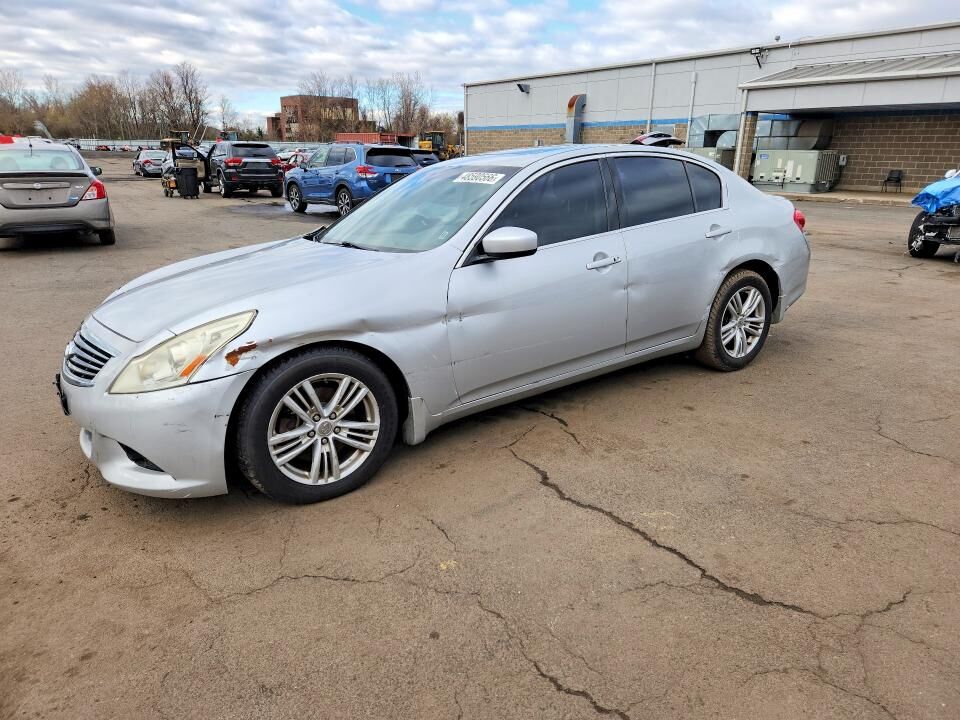 2010 INFINITI G37
