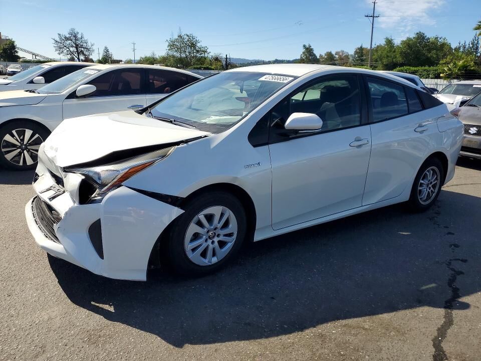 2016 TOYOTA PRIUS