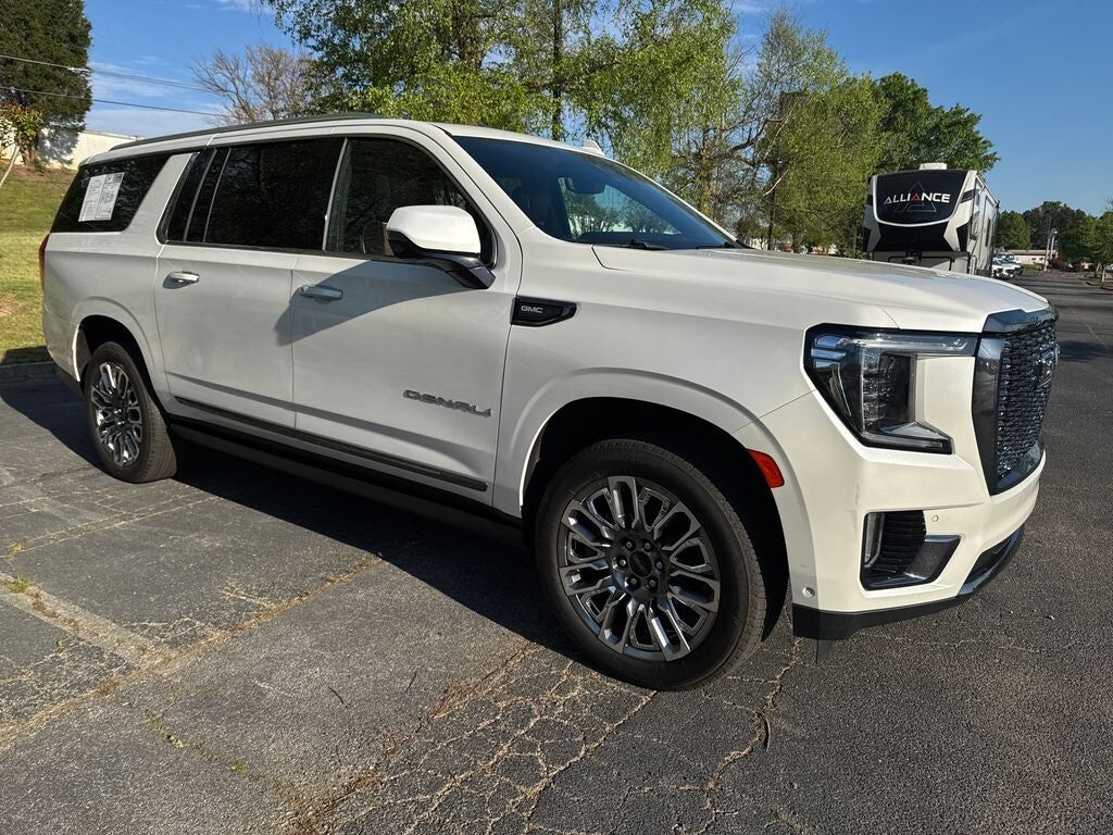 2023 GMC Yukon XL