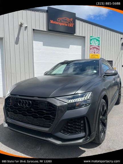 2021 AUDI RS Q8