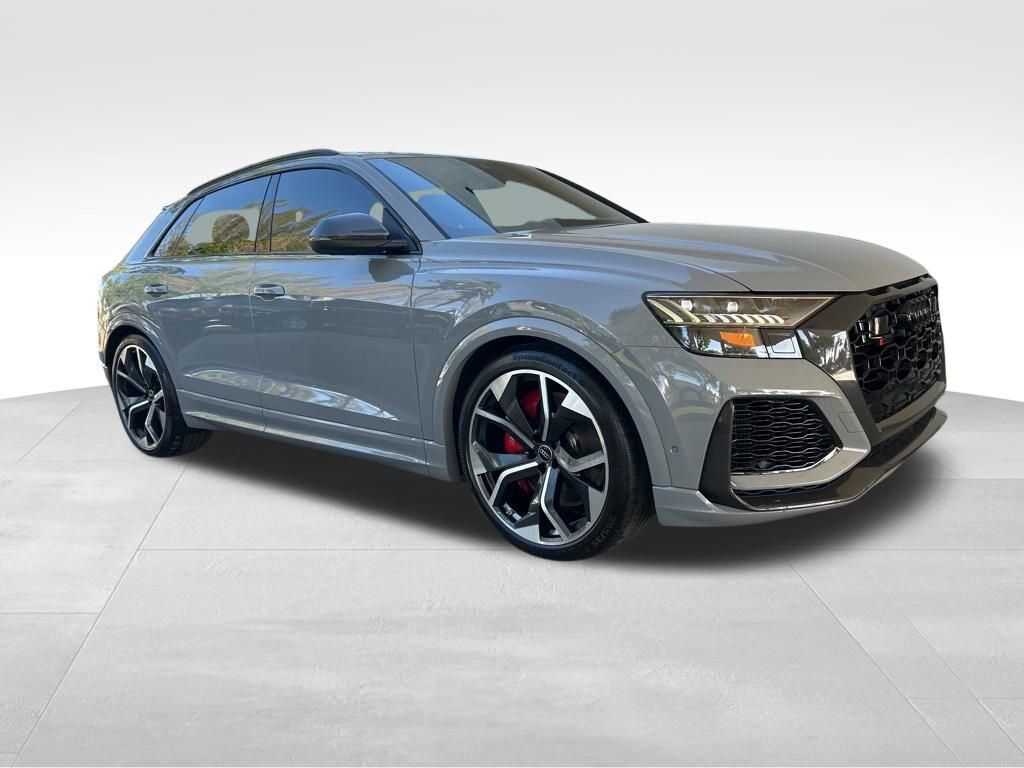 2024 Audi RS Q8