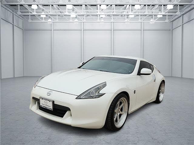 2011 NISSAN 370Z
