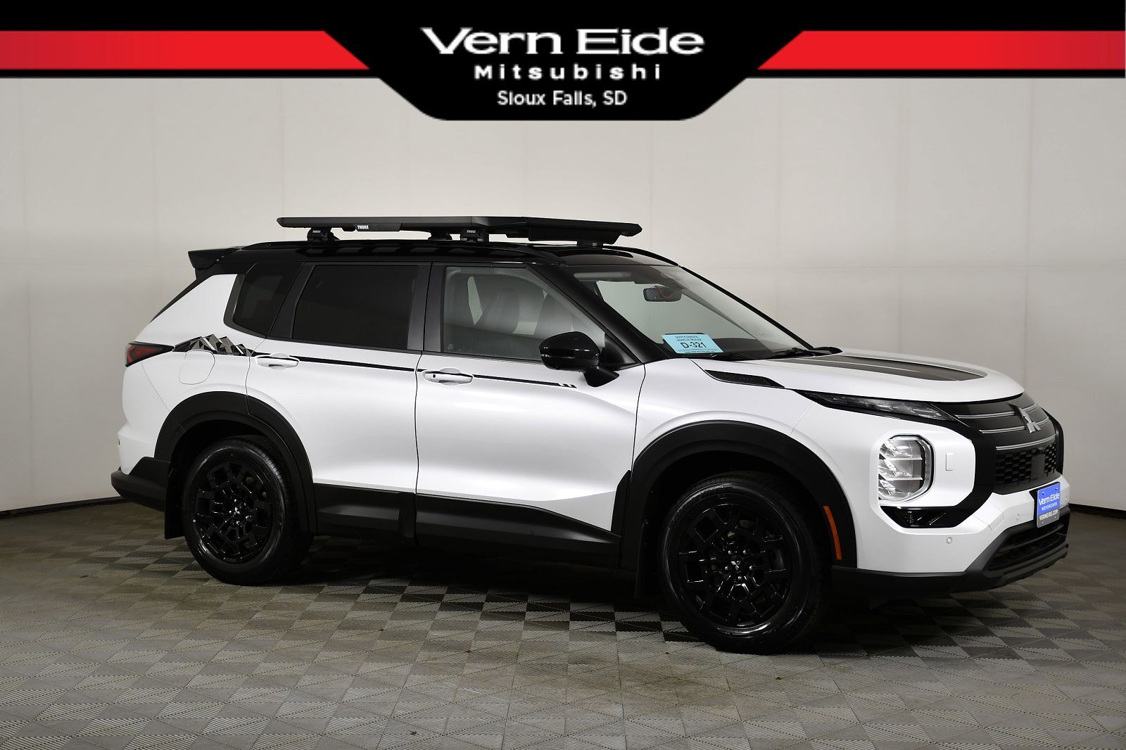 2026 MITSUBISHI Outlander