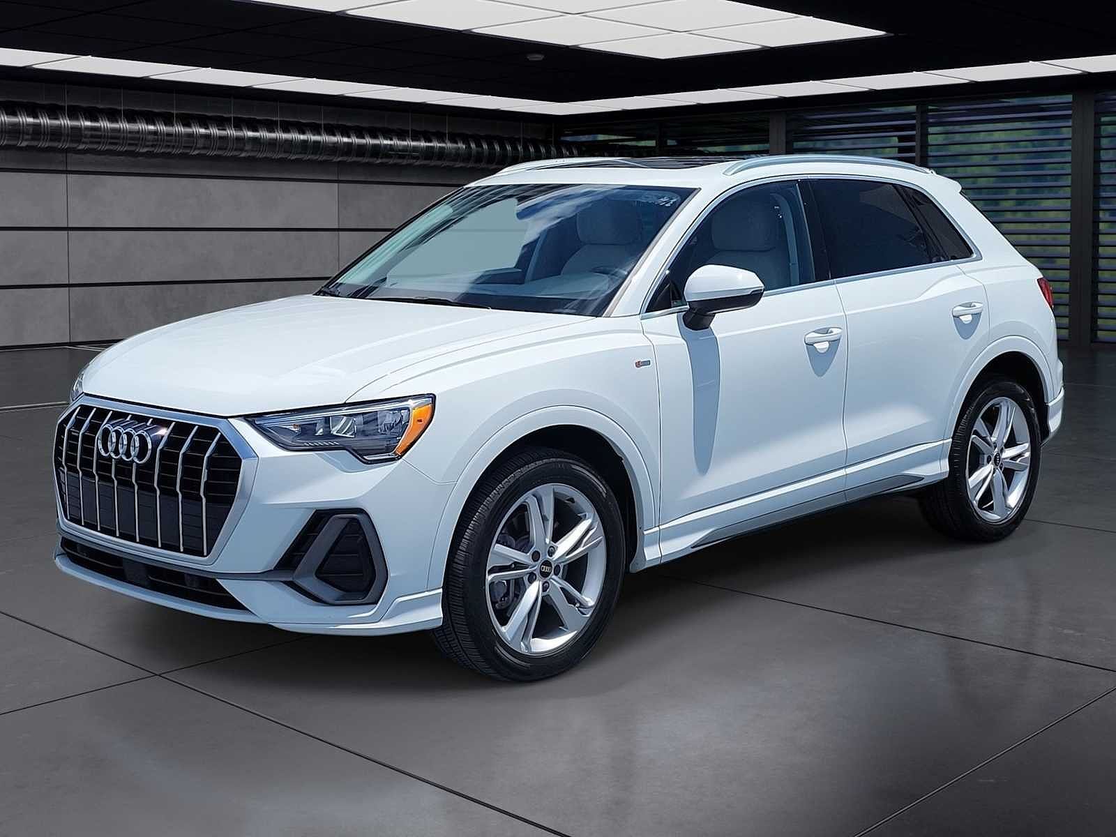 2022 AUDI Q3
