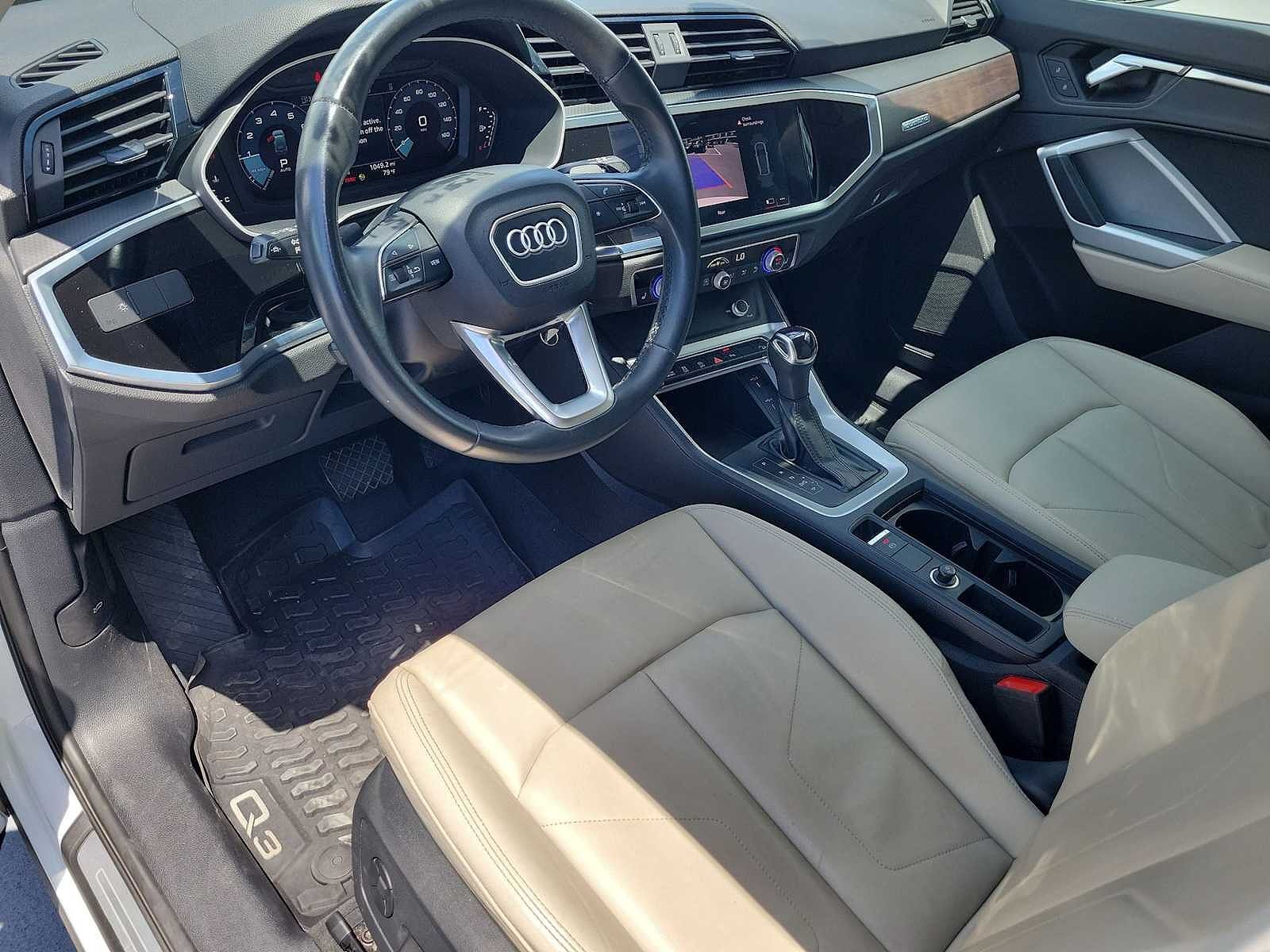 2022 Audi Q3