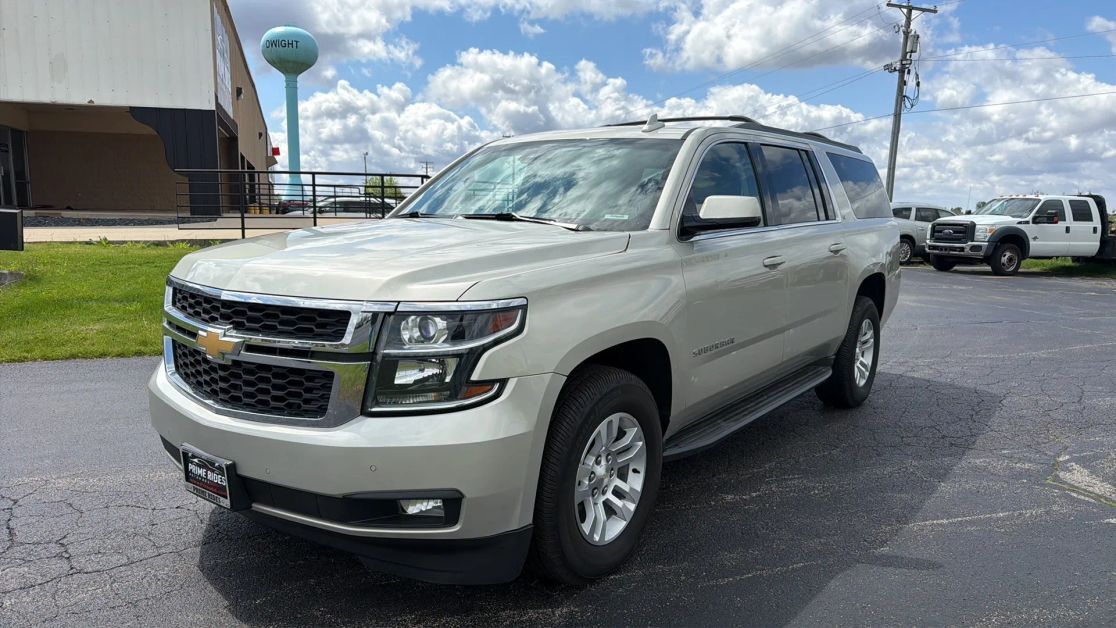 2017 CHEVROLET Suburban
